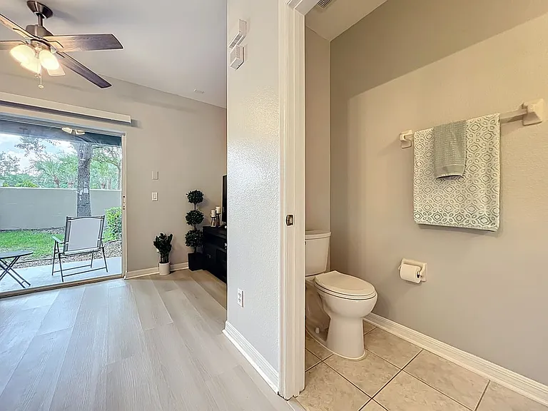 3309 Wilshire Way Rd #3 — Photo 23