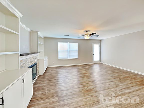3rd image of 120 Altondale Dr