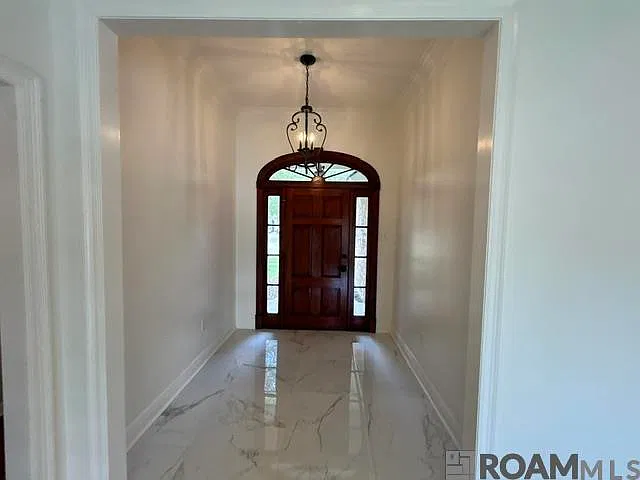 3 bed, 1638 sqft, $2,400 — Photo 4
