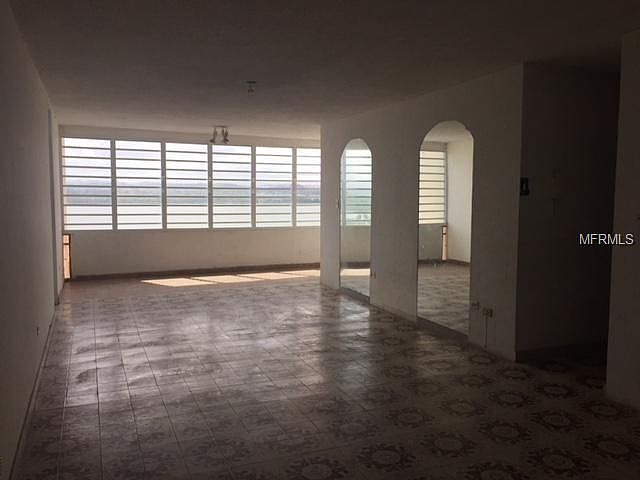2nd image of 4 Ave Laguna APT 9I