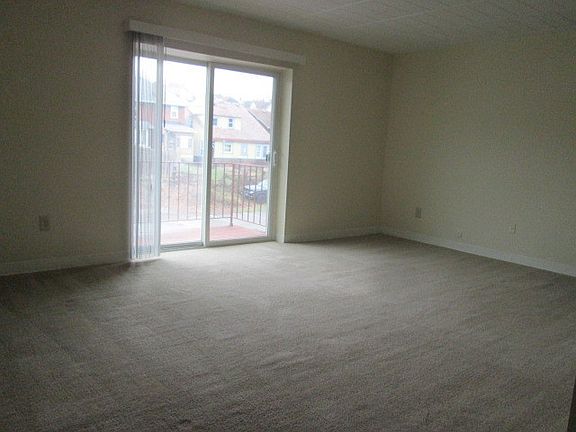 3rd image of 7816 Sailor Pl APT 10