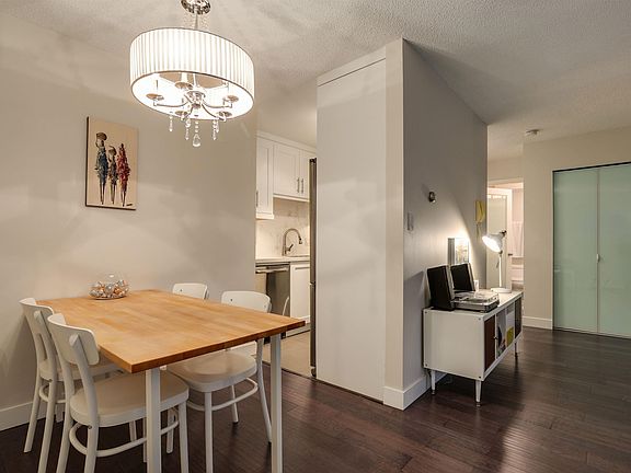4th image of 1611 E 3rd Ave #203