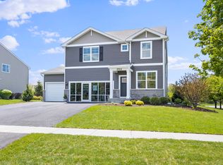 3132 Justice Dr, Yorkville, IL 60560