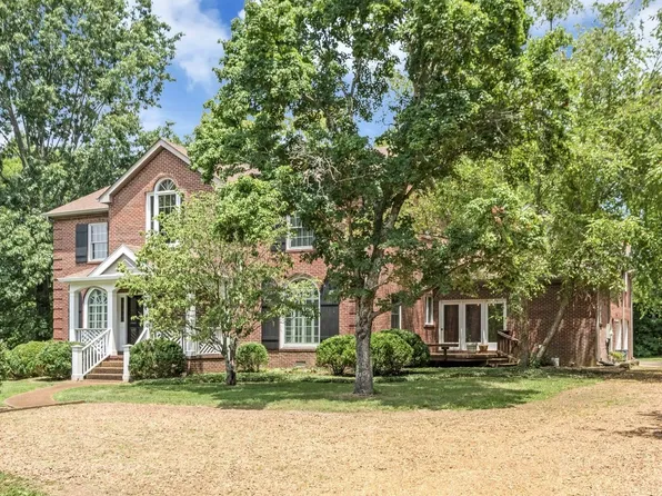 108 Chapelwood Ln, Franklin, TN 37069