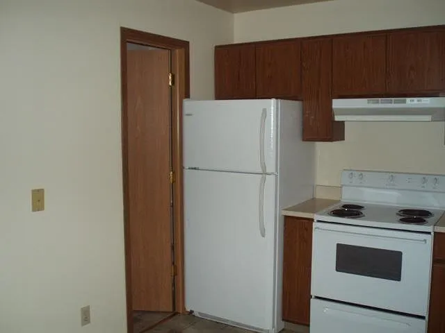 529 Douglas Ave #12 — Photo 6