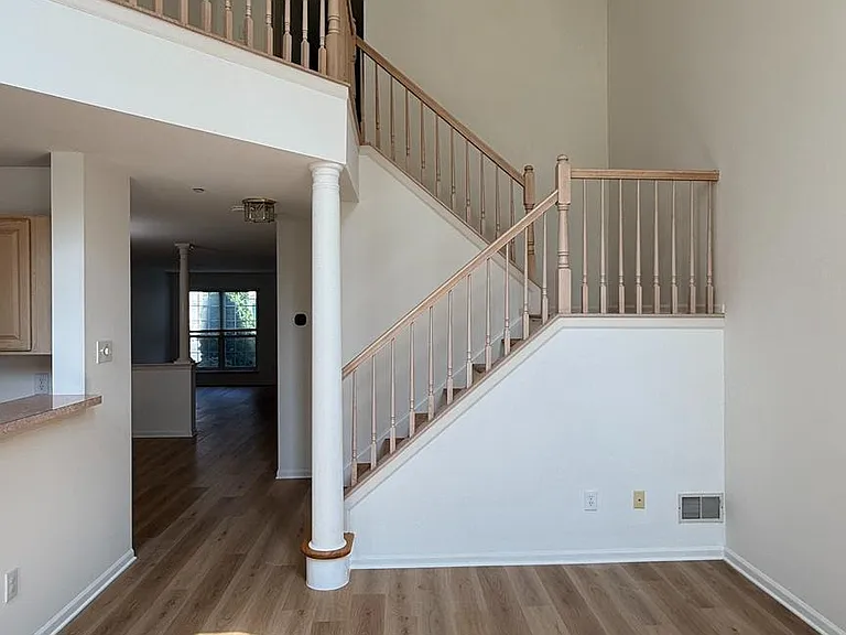 207 Valley Forge Lookout Pl — Photo 14