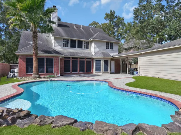 4422 Brook Shadow Dr, Kingwood, TX 77345