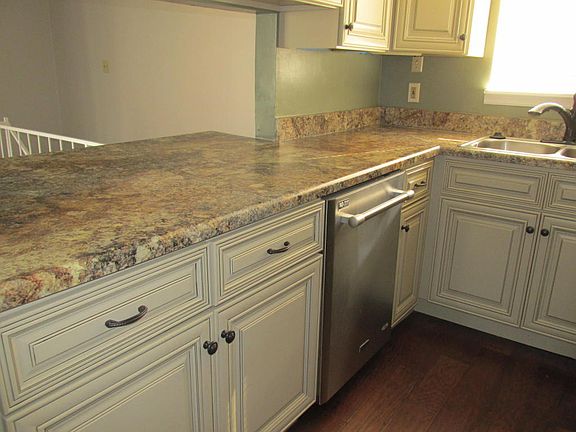 5th image of 3847 S Quail Ln #4