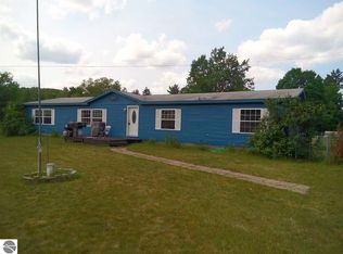 4234 S Garfield Rd, Kingsley, MI 49649