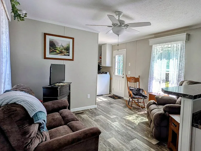 71 Norton Ridge Rd #B — Photo 3