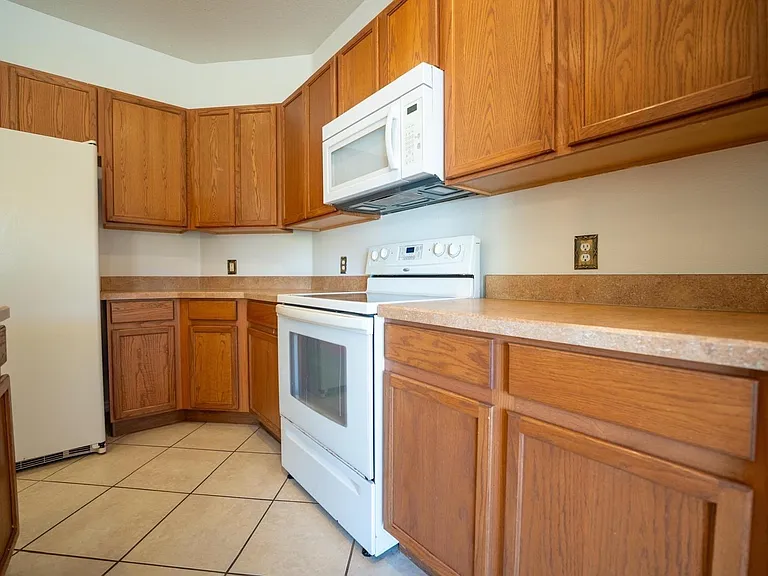3901 Bowfin Trl — Photo 5
