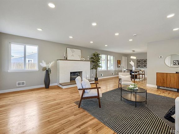 4th image of 7085 E 72nd Avenue