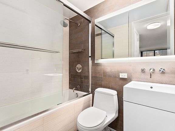 5th image of 515 E 72nd St APT 4L