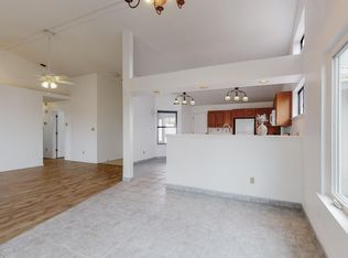 8 Calle Encantada, Edgewood, NM 87015