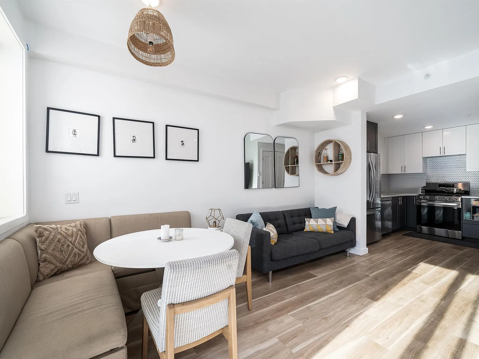 1 bed, 1.0 bath, 936 sqft, $3,350 — Photo 3