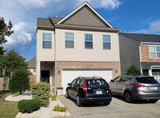 3601 Marble Ridge Ln, Raleigh, NC 27610