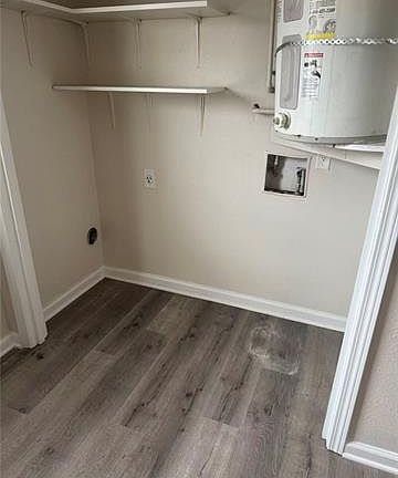 5th image of 2900 Harvard Ave APT A