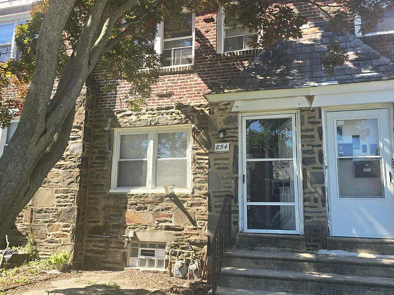 854 Windermere Ave #1 — Photo 1