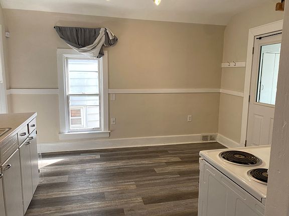5th image of 268 Winona St E #2