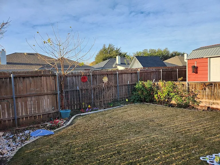 3537 Grandview Dr — Photo 6