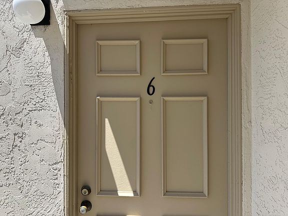 5th image of 3280 Reynard Way APT 6