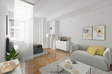 Rented by R New York
