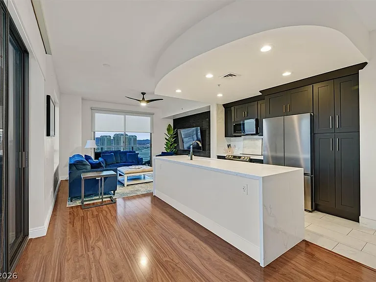 200 W Sahara Ave #3308 — Photo 15