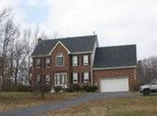 38430 Barbara Ct, Mechanicsville, MD 20659