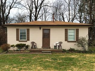 1115 Reeds Lane, Jeffersonville, IN 47130