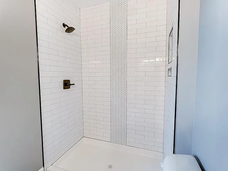 2029 Wanda Ave #1 — Photo 29