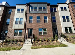 8890 Curie St, Manassas, VA 20109