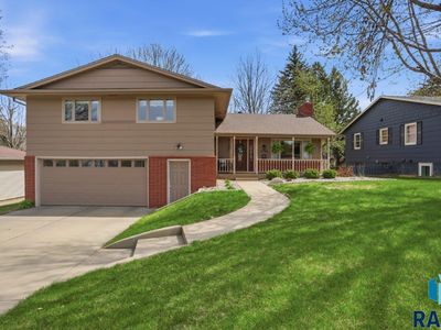 1704 S Williams Ave, Sioux Falls, SD, 57105
