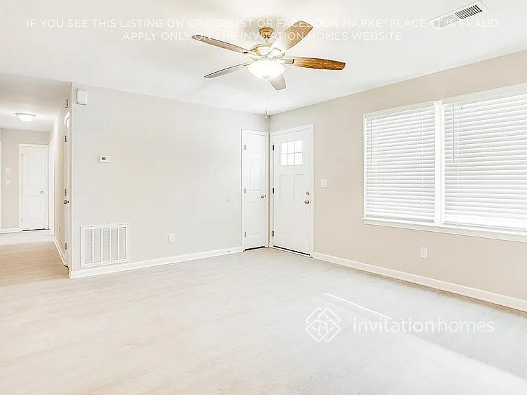 38 Watson Glen Dr — Photo 3