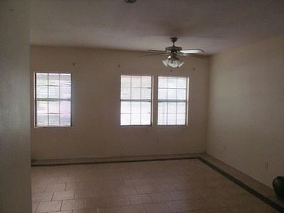 4th image of 11231 Dalron Dr