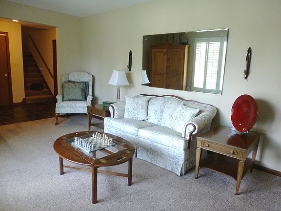 5th image of 6761 Carinthia Dr