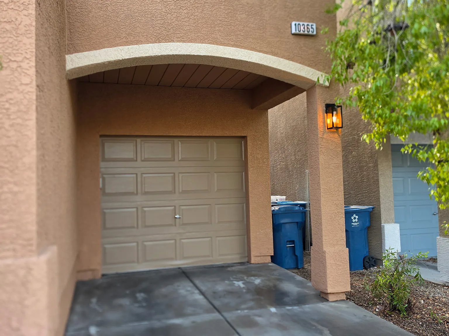 3 bed, 2.5 bath, 1230 sqft, $1,750 — Photo 2