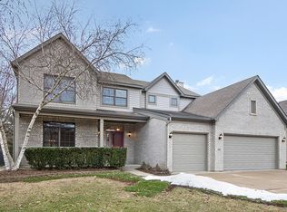 652 Ridgewood Dr, Antioch, IL 60002