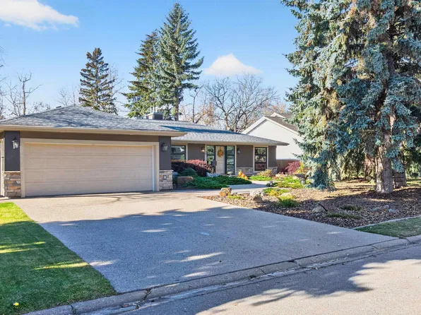 30 Lodgepole Cres, Saint Albert, AB T8N 2R7