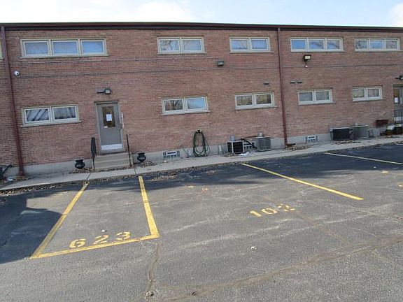 3rd image of 623 Carroll Pkwy #102