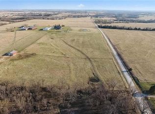 W 355th St, Paola, KS 66071