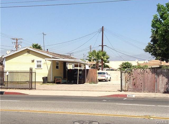 1st image of 2004 Seaman Ave