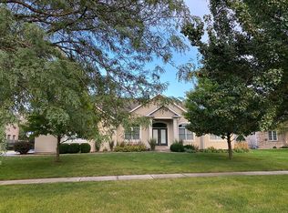 4900 Foxhall Ln, Springfield, IL 62711