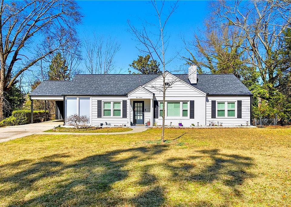 1st image of 516 Stillwood Dr