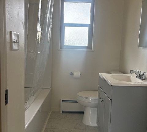 4th image of 641 N 19th St #643