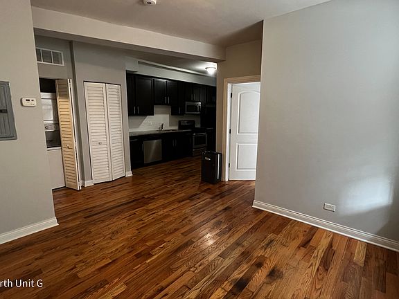 3rd image of 1536 W North Ave #1610-G