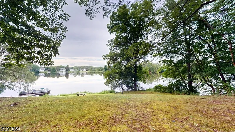 368- F Lake Shore South #F photo 1