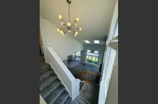1046 Ripple Rdg — Photo 11