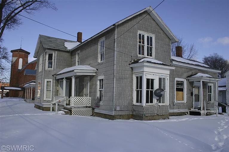 1st image of 216 S Sophia St