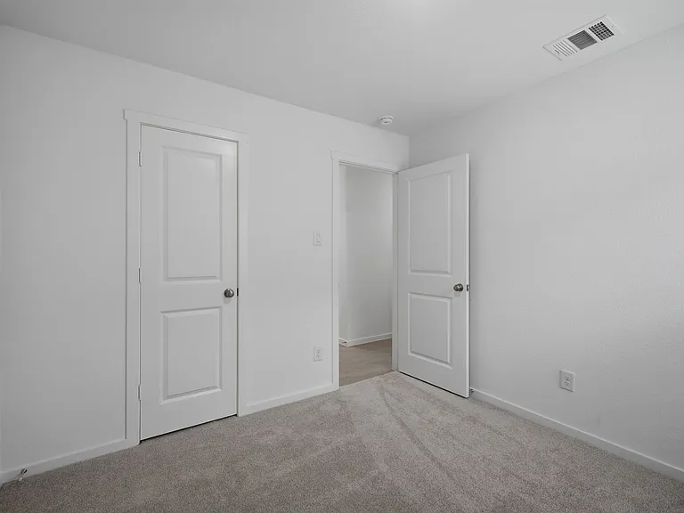 2141 Jesse James Ln — Photo 16