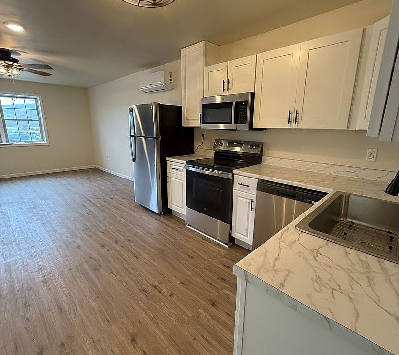 1st image of 309 Main St #5